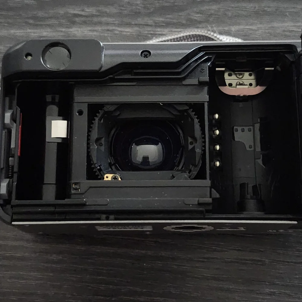 Canon Sure Shot 90U 35mm‎ Point & Shoot Film Camera TESTED and Working - Picture 12 of 13